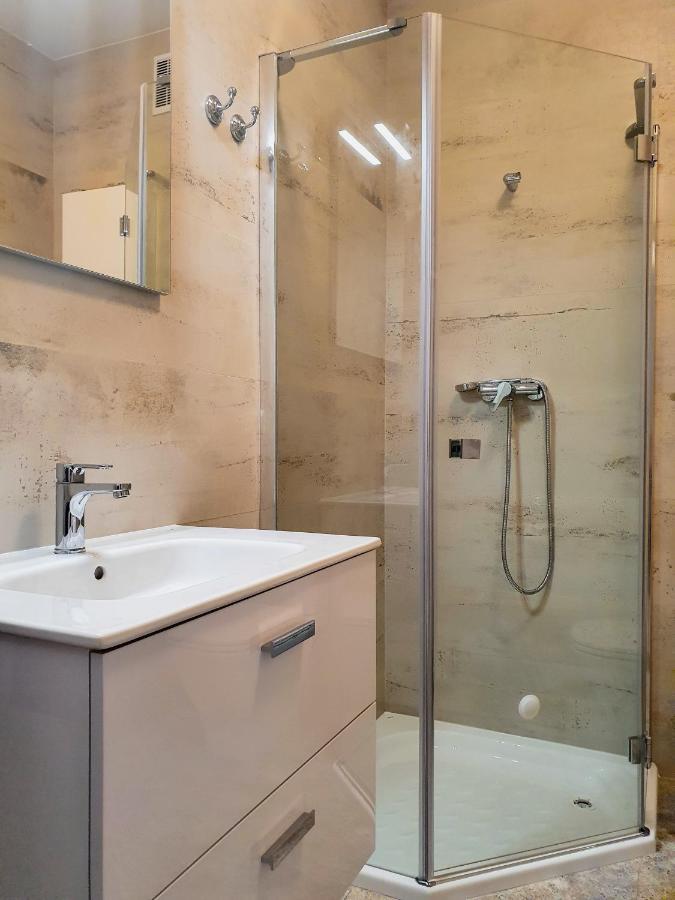 Apartament Ohar Downtown Έλμπλαγκ Εξωτερικό φωτογραφία